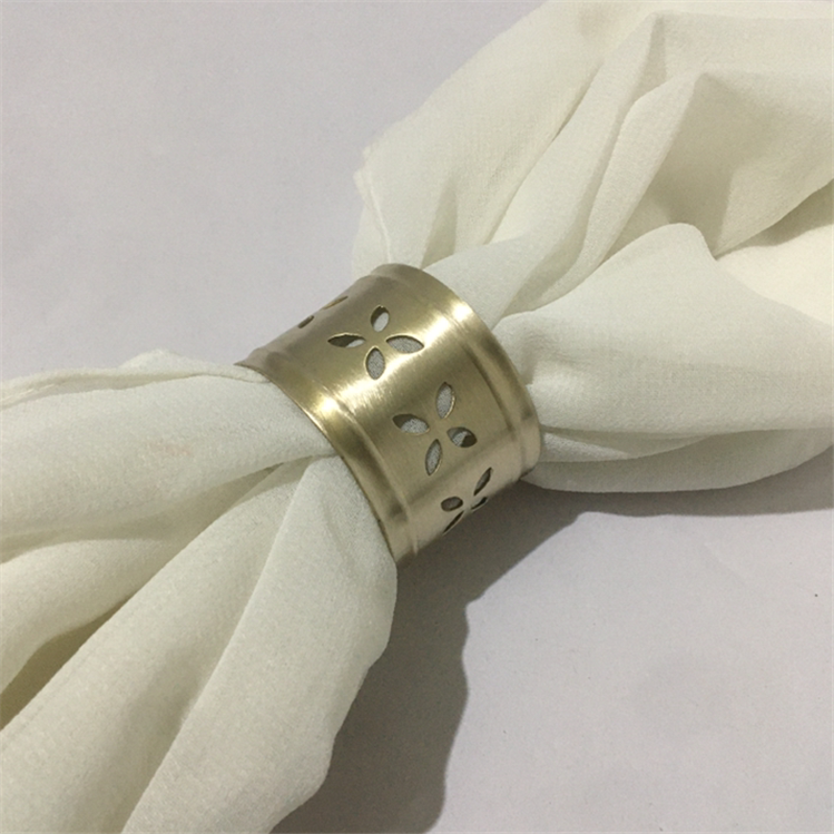 NAPKIN RINGS